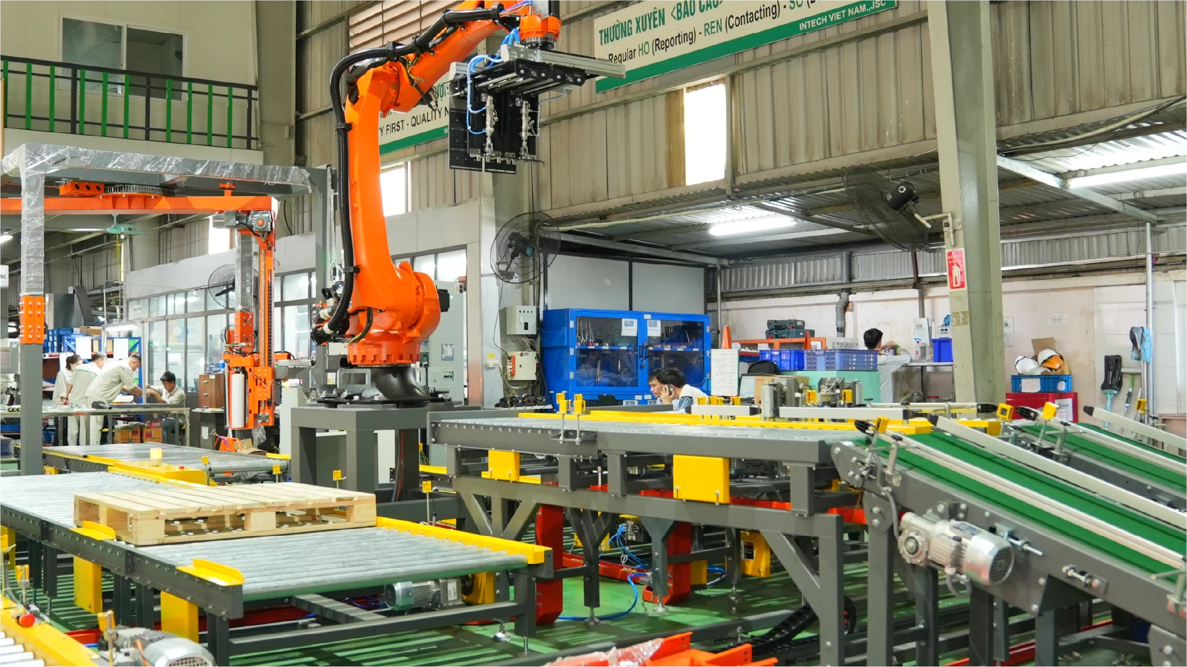 robot boc xep hang tu dong